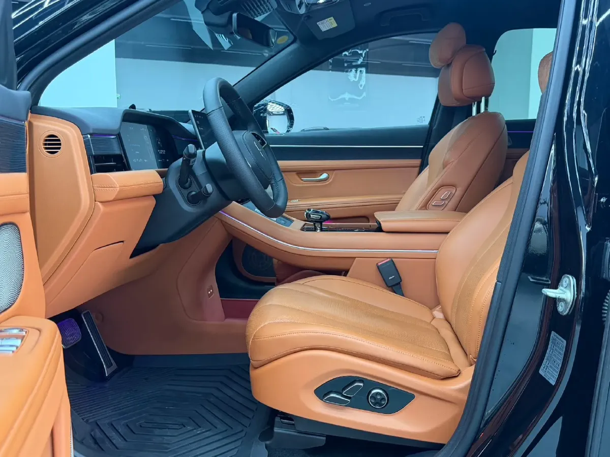 2024 AITO AITO M7 1.5T 152HP L4 REEV 42KWH,autocango,china used car exporter,china ev exporter,chinese used car exporter,chinese used ev exporter