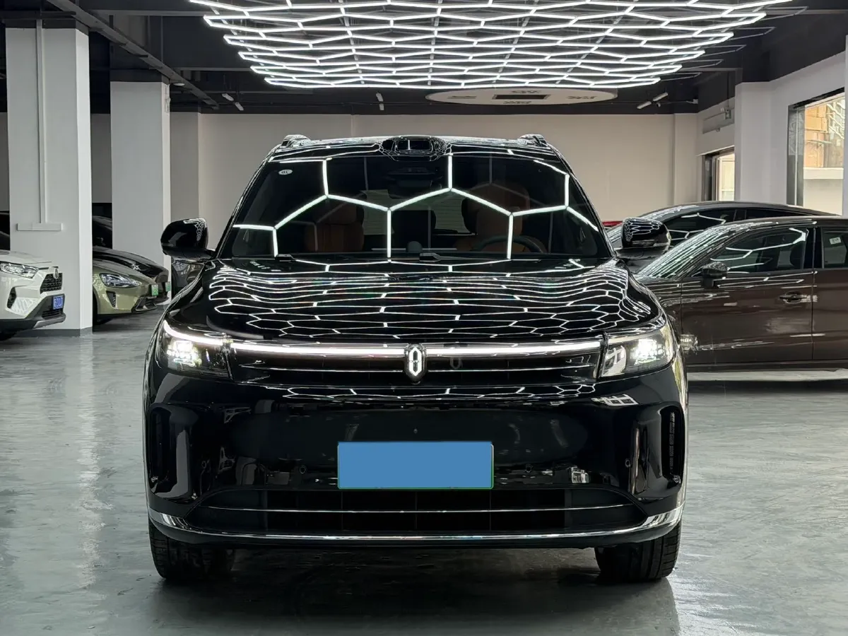2024 AITO AITO M7 1.5T 152HP L4 REEV 42KWH,autocango,china used car exporter,china ev exporter,chinese used car exporter,chinese used ev exporter