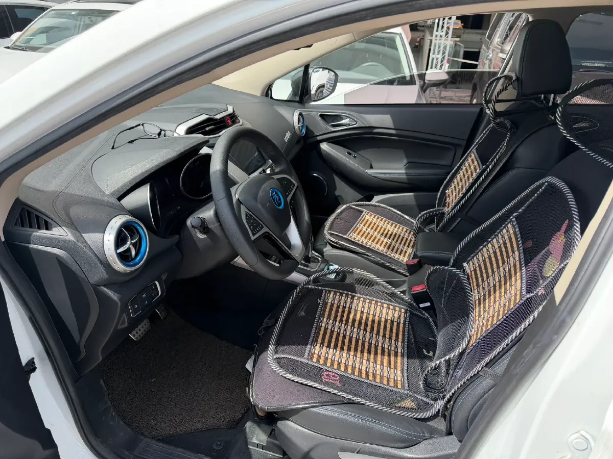 2018 BYD Yuan BEV 42KWH,autocango,china used car exporter,china ev exporter,chinese used car exporter,chinese used ev exporter