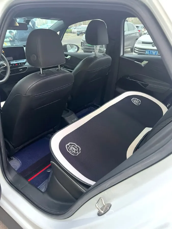 2023 Volkswagen ID.3 BEV 52.8KWH,autocango,china used car exporter,china ev exporter,chinese used car exporter,chinese used ev exporter