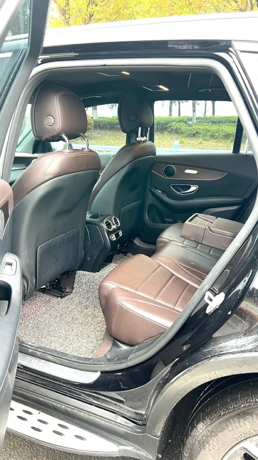 2021 Mercedes-Benz GLC Class 2.0T 197HP L4 9AT,autocango,china used car exporter,china ev exporter,chinese used car exporter,chinese used ev exporter