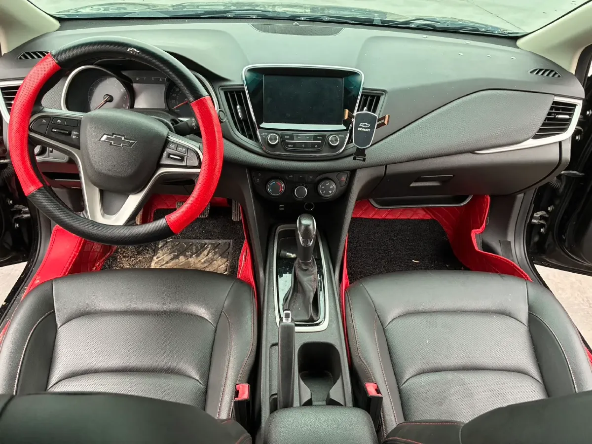 2019 Chevrolet Monza 1.0T 125HP L3 6DCT,autocango,china used car exporter,china ev exporter,chinese used car exporter,chinese used ev exporter