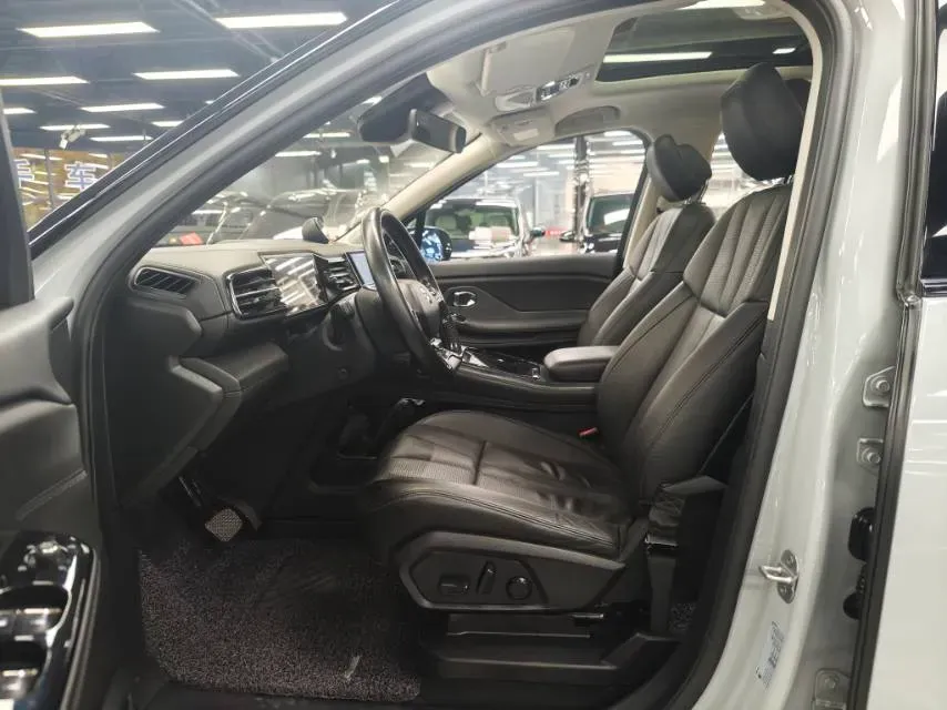 2018 NIO ES8 BEV 70KWH,autocango,china used car exporter,china ev exporter,chinese used car exporter,chinese used ev exporter