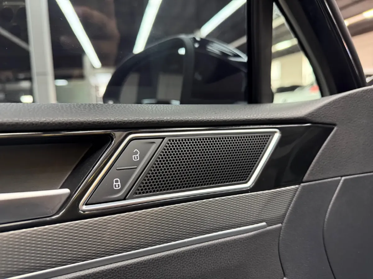 2023 Volkswagen Magotan 1.4T 150HP L4 7DCT,autocango,china used car exporter,china ev exporter,chinese used car exporter,chinese used ev exporter