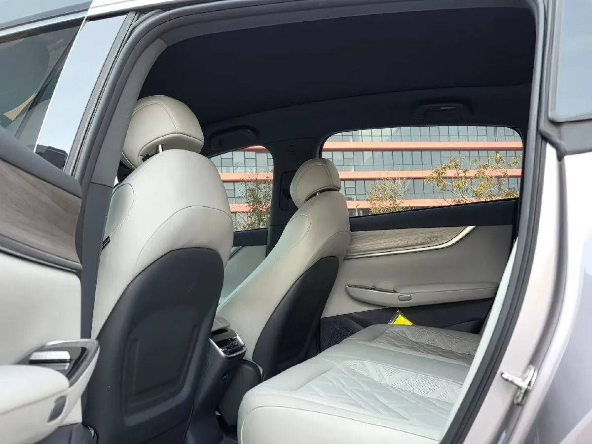 2024 ChangAn QiYuan A07 BEV 58.1KWH,autocango,china used car exporter,china ev exporter,chinese used car exporter,chinese used ev exporter