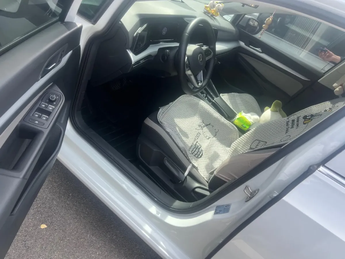 2021 Volkswagen Golf 1.4T 150HP L4 7DCT,autocango,china used car exporter,china ev exporter,chinese used car exporter,chinese used ev exporter