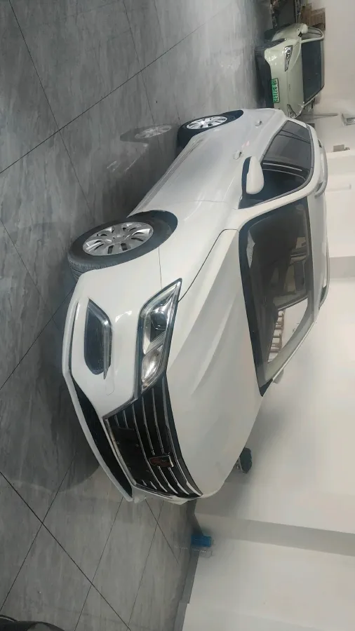 2018 Roewe Ei5 BEV 35KWH,autocango,china used car exporter,china ev exporter,chinese used car exporter,chinese used ev exporter