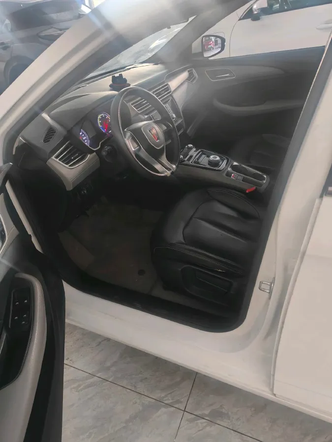 2018 Roewe Ei5 BEV 35KWH,autocango,china used car exporter,china ev exporter,chinese used car exporter,chinese used ev exporter