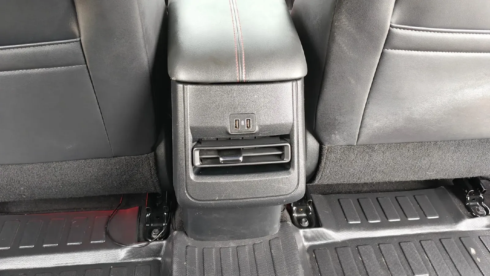 2024 ChangAn CS55 Plus 1.5T 188HP L4 7DCT,autocango,china used car exporter,china ev exporter,chinese used car exporter,chinese used ev exporter