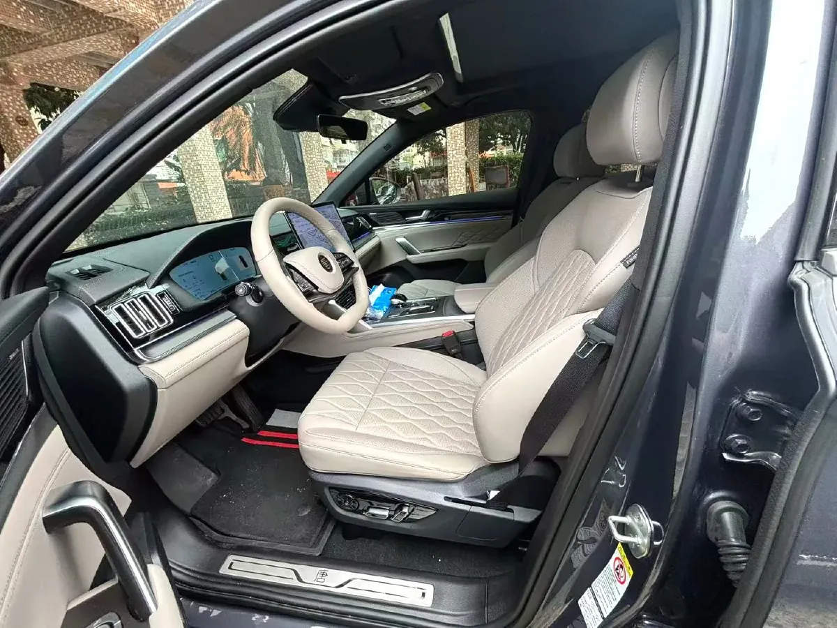 2025 BYD Tang 1.5T 156HP L4 E-CVT PHEV 21.504KWH,autocango,china used car exporter,china ev exporter,chinese used car exporter,chinese used ev exporter