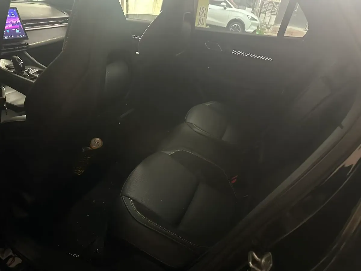 2023 LYNK&CO 03 2.0T 254HP L4 7DCT,autocango,china used car exporter,china ev exporter,chinese used car exporter,chinese used ev exporter