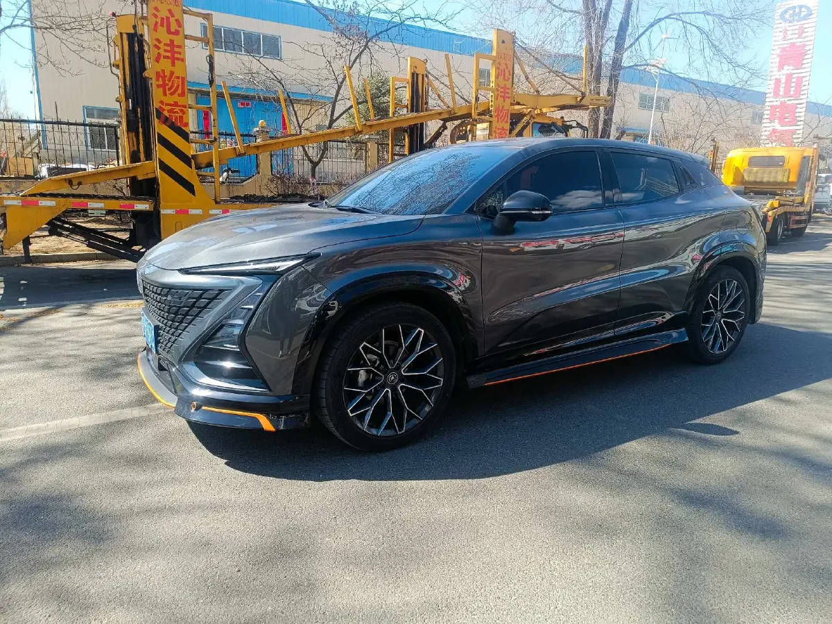 2022 ChangAn UNI-T 1.5T 188HP L4 7DCT,autocango,china used car exporter,china ev exporter,chinese used car exporter,chinese used ev exporter