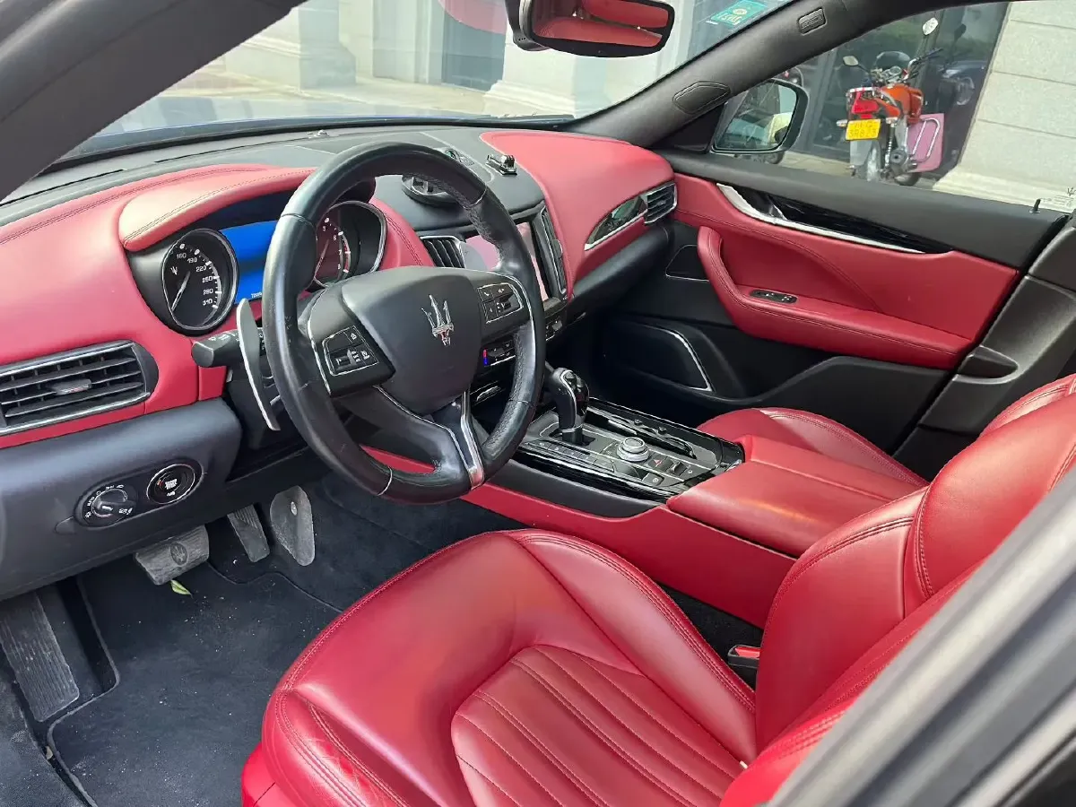 2018 Jaguar XJ 3.0T 340HP V6 8AT,autocango,china used car exporter,china ev exporter,chinese used car exporter,chinese used ev exporter