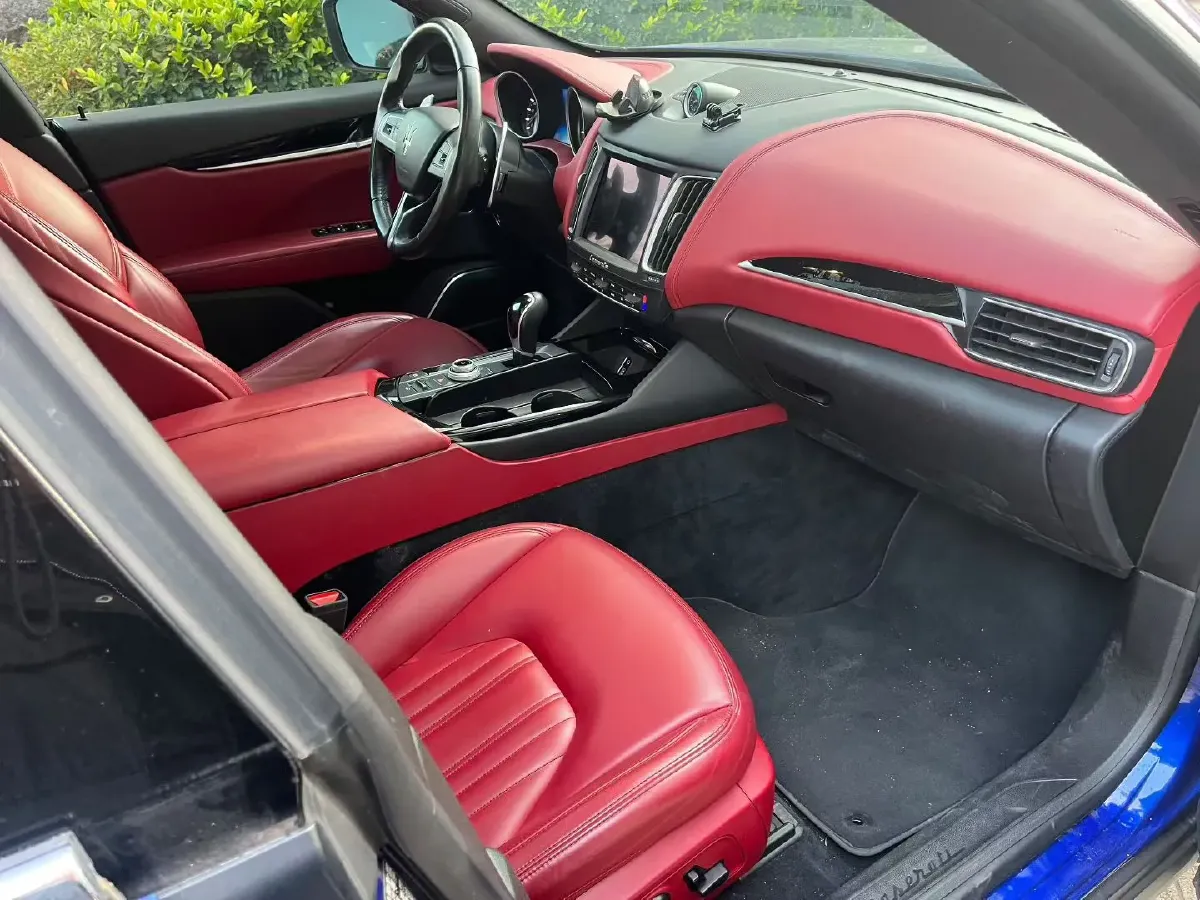 2018 Jaguar XJ 3.0T 340HP V6 8AT,autocango,china used car exporter,china ev exporter,chinese used car exporter,chinese used ev exporter