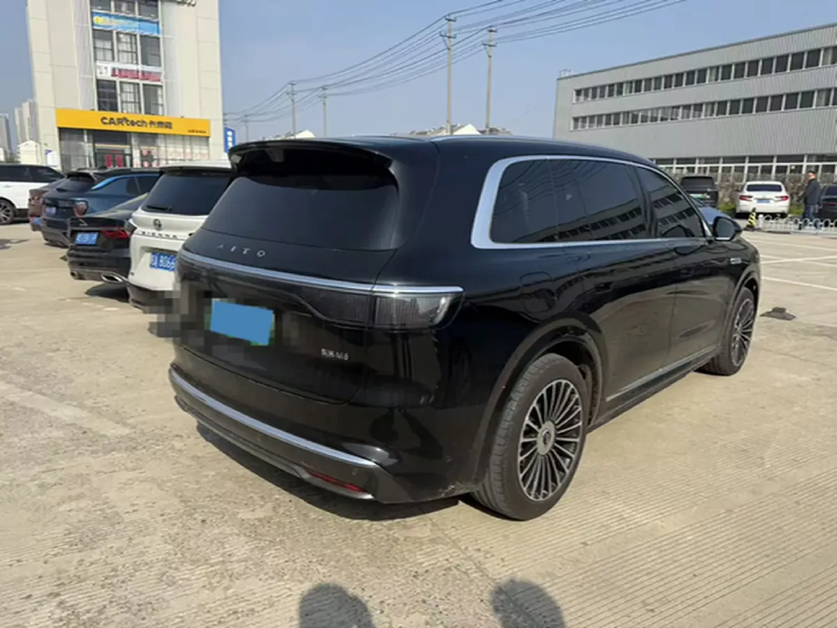 2025 AITO AITO M8 REEV 160HP REEV 53.4KWH,autocango,china used car exporter,china ev exporter,chinese used car exporter,chinese used ev exporter