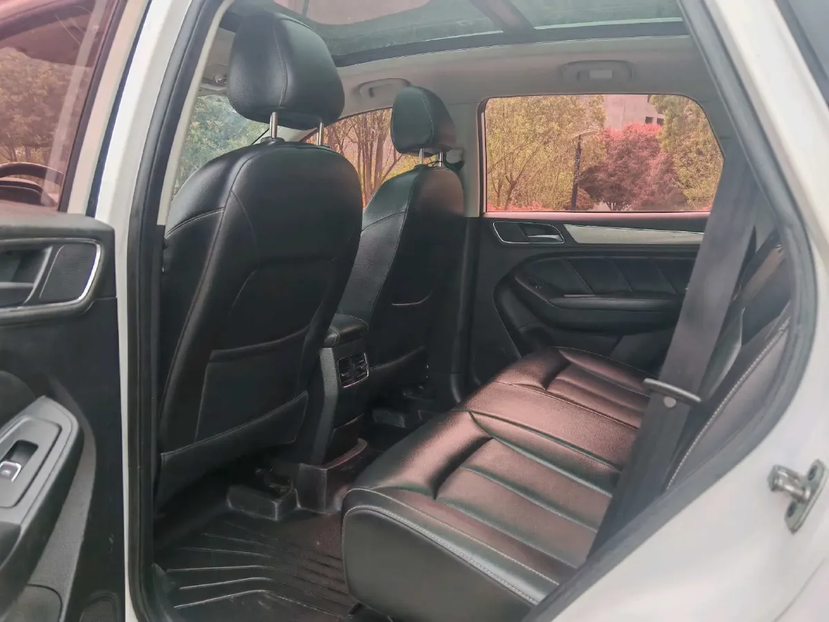 2018 Roewe RX5 1.5T 169HP L4 7DCT,autocango,china used car exporter,china ev exporter,chinese used car exporter,chinese used ev exporter