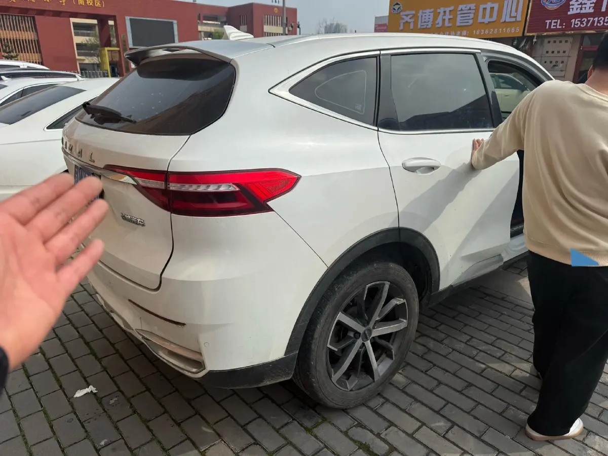 2021 Haval F7 1.5T 169HP L4 7DCT,autocango,china used car exporter,china ev exporter,chinese used car exporter,chinese used ev exporter