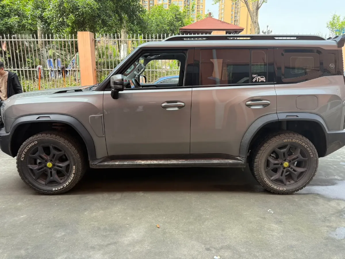 2023 Jetour Traveller 2.0T 254HP L4 7DCT,autocango,china used car exporter,china ev exporter,chinese used car exporter,chinese used ev exporter