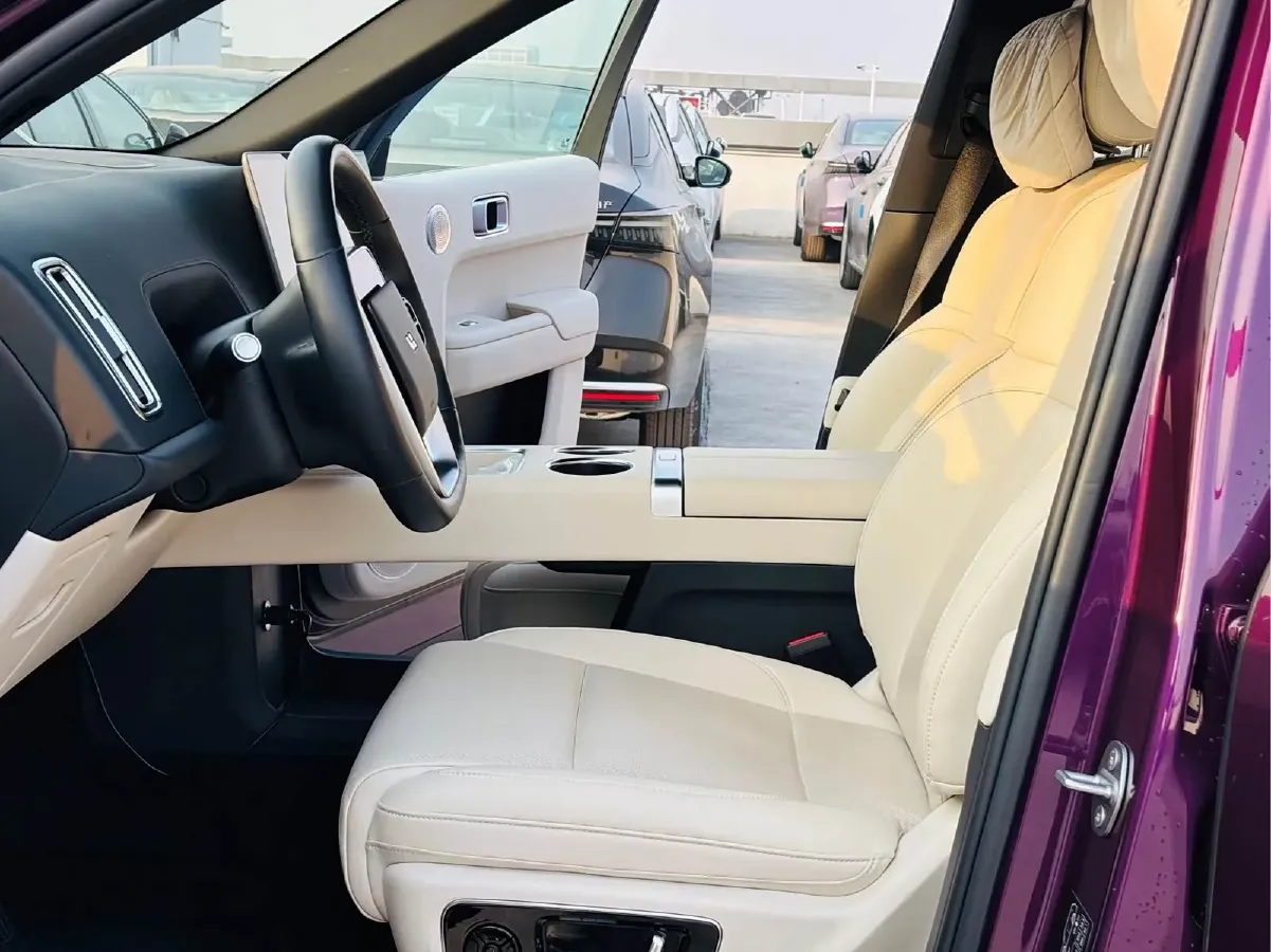 2025 Li L9 Range Extended 154HP REEV,autocango,china used car exporter,china ev exporter,chinese used car exporter,chinese used ev exporter