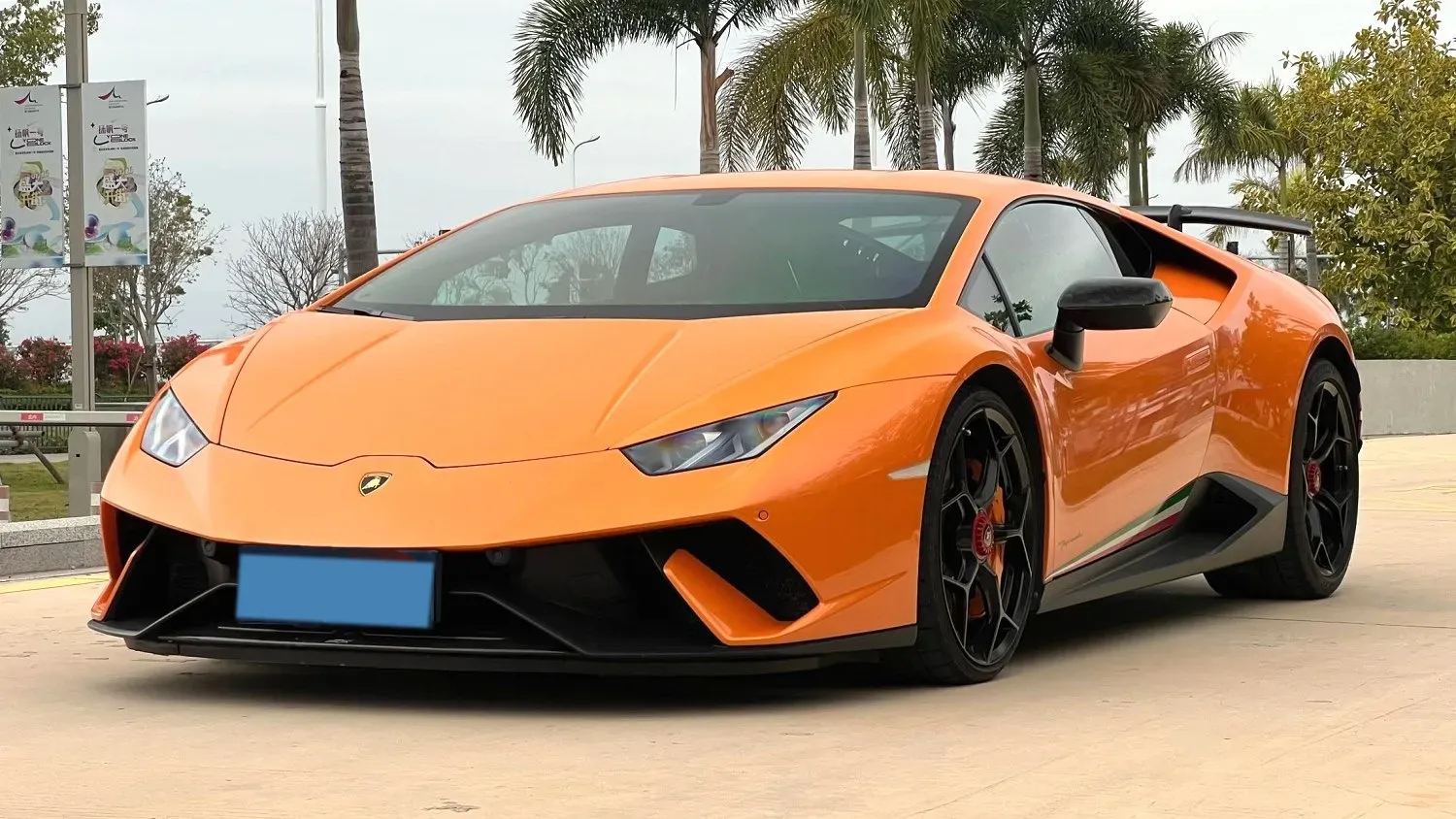 2017 Lamborghini Huracán 5.2L 640HP V10 7DCT,autocango,china used car exporter,china ev exporter,chinese used car exporter,chinese used ev exporter