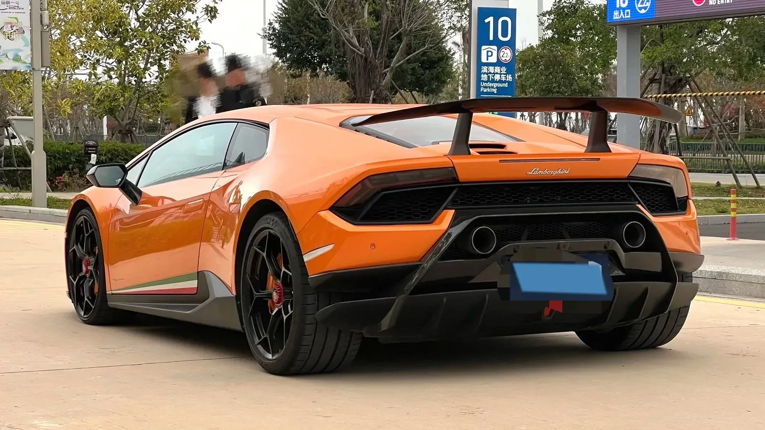 2017 Lamborghini Huracán 5.2L 640HP V10 7DCT,autocango,china used car exporter,china ev exporter,chinese used car exporter,chinese used ev exporter