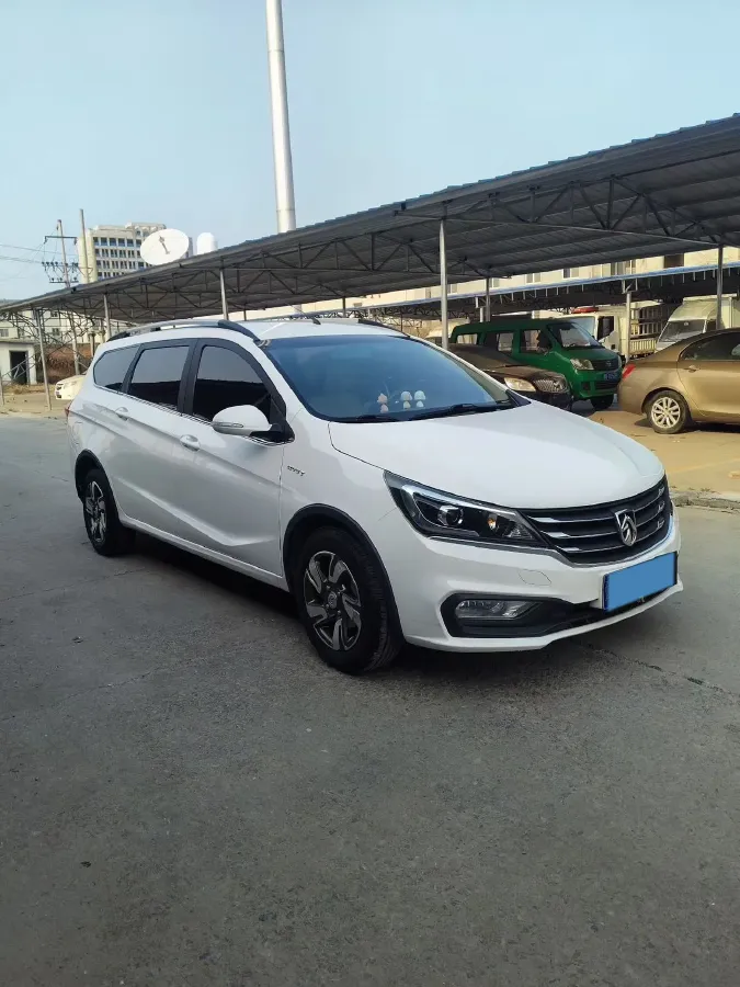 2018 BaoJun 360 1.5L 112HP L4 6MT,autocango,china used car exporter,china ev exporter,chinese used car exporter,chinese used ev exporter