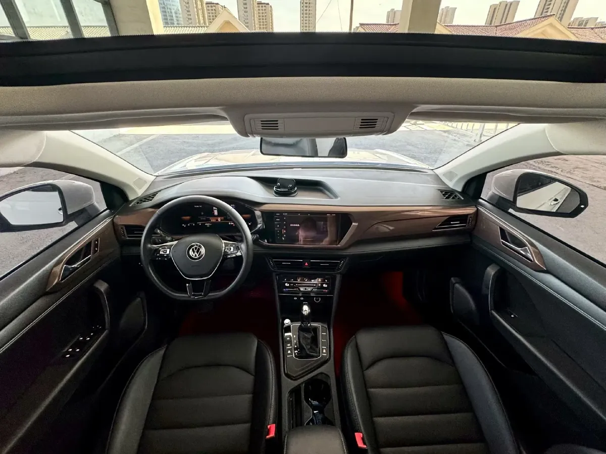 2021 Volkswagen Tharu 1.4T 150HP L4 7DCT,autocango,china used car exporter,china ev exporter,chinese used car exporter,chinese used ev exporter