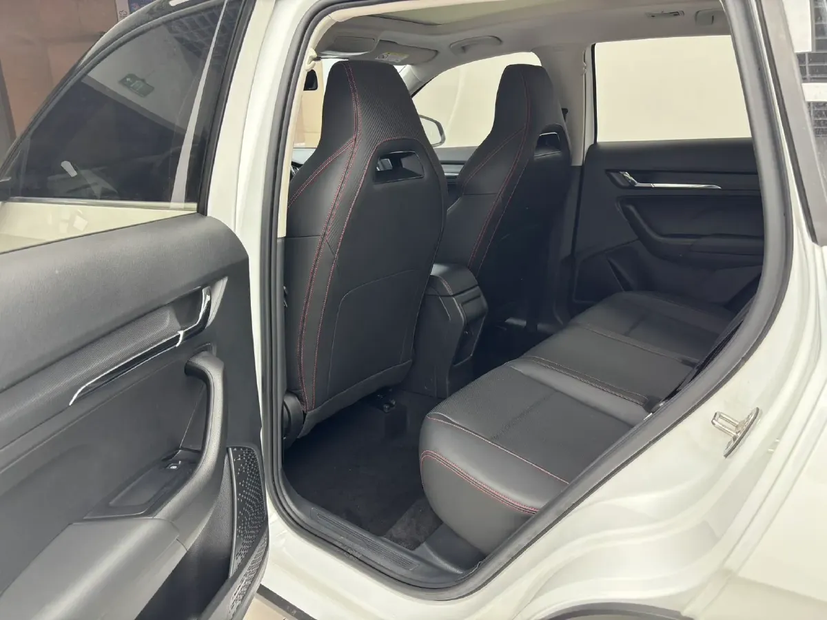 2023 Skoda Kamiq 1.5L 109HP L4 6AT,autocango,china used car exporter,china ev exporter,chinese used car exporter,chinese used ev exporter