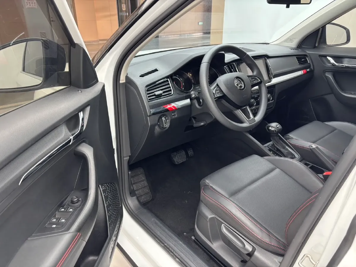 2023 Skoda Kamiq 1.5L 109HP L4 6AT,autocango,china used car exporter,china ev exporter,chinese used car exporter,chinese used ev exporter