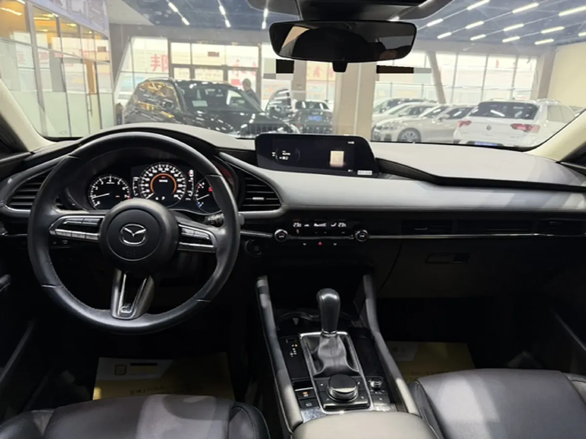 2021 Mazda 3 Axela 2.0L 158HP L4 6AT,autocango,china used car exporter,china ev exporter,chinese used car exporter,chinese used ev exporter