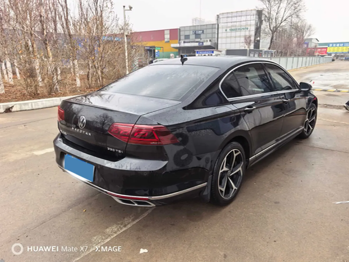 2023 Volkswagen Magotan 2.0T 186HP L4 7DCT,autocango,china used car exporter,china ev exporter,chinese used car exporter,chinese used ev exporter