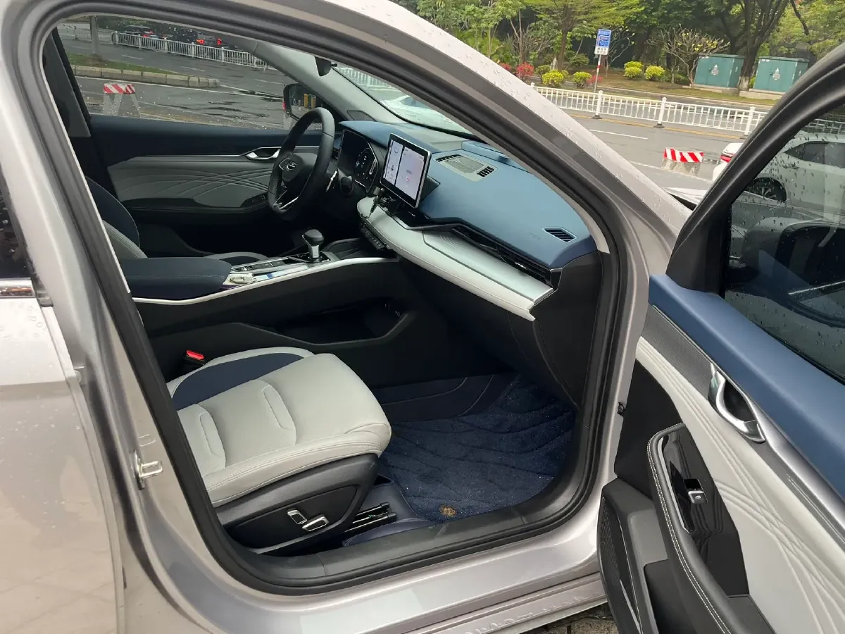 2023 Geely Preface 2.0T 190HP L4 7DCT,autocango,china used car exporter,china ev exporter,chinese used car exporter,chinese used ev exporter