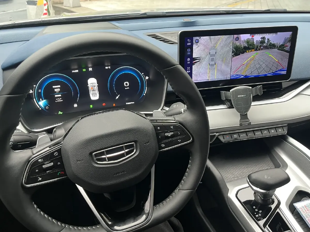 2023 Geely Preface 2.0T 190HP L4 7DCT,autocango,china used car exporter,china ev exporter,chinese used car exporter,chinese used ev exporter