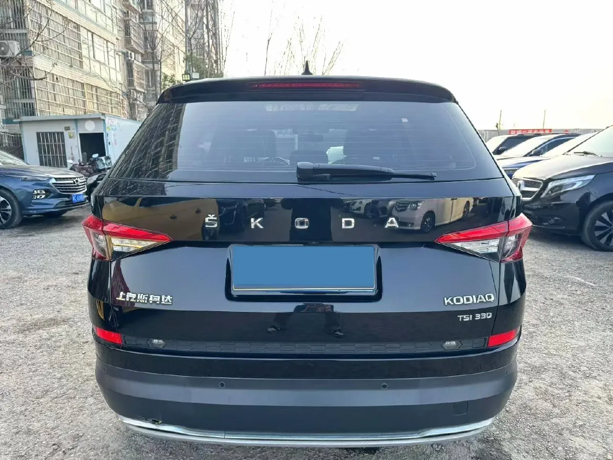 2021 Skoda Kodiak 2.0T 186HP L4 7DCT,autocango,china used car exporter,china ev exporter,chinese used car exporter,chinese used ev exporter