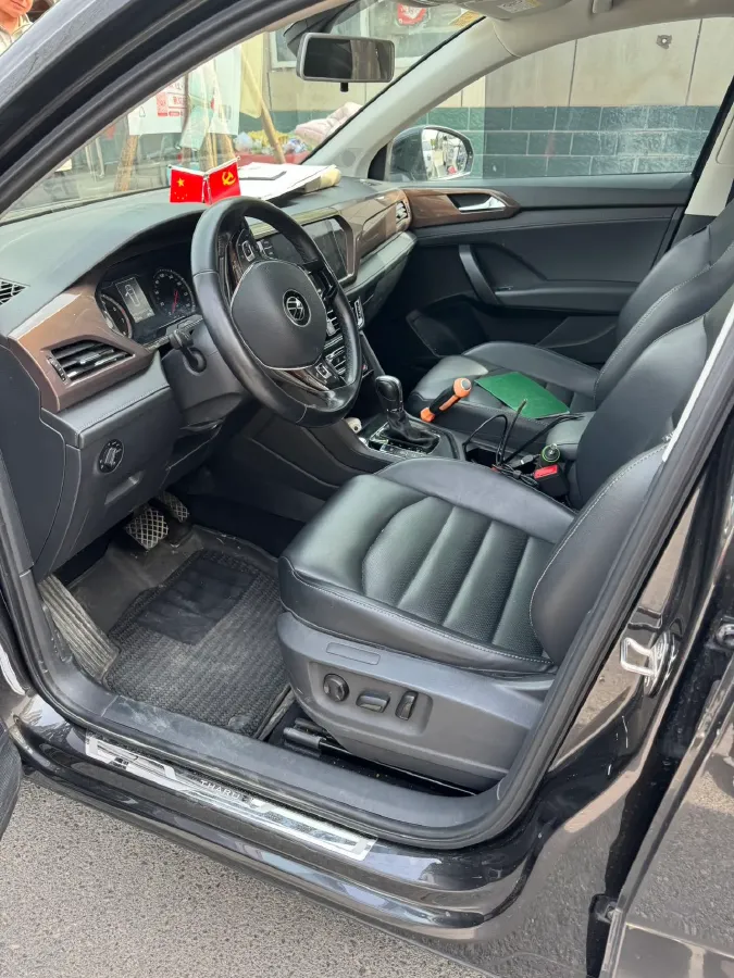 2021 Volkswagen Tharu 1.4T 150HP L4 7DCT,autocango,china used car exporter,china ev exporter,chinese used car exporter,chinese used ev exporter