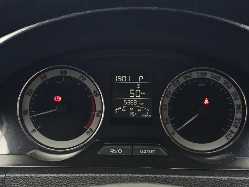 2018 Skoda Rapid 1.6L 110HP L4 6AT,autocango,china used car exporter,china ev exporter,chinese used car exporter,chinese used ev exporter