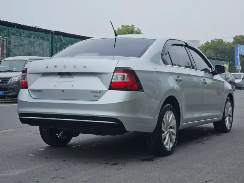 2018 Skoda Rapid 1.6L 110HP L4 6AT,autocango,china used car exporter,china ev exporter,chinese used car exporter,chinese used ev exporter