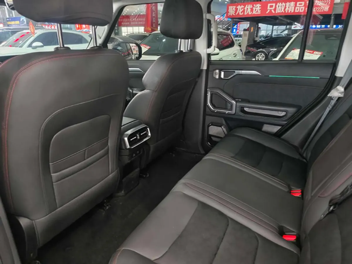 2023 Jetour Traveller 2.0T 254HP L4 8AT,autocango,china used car exporter,china ev exporter,chinese used car exporter,chinese used ev exporter