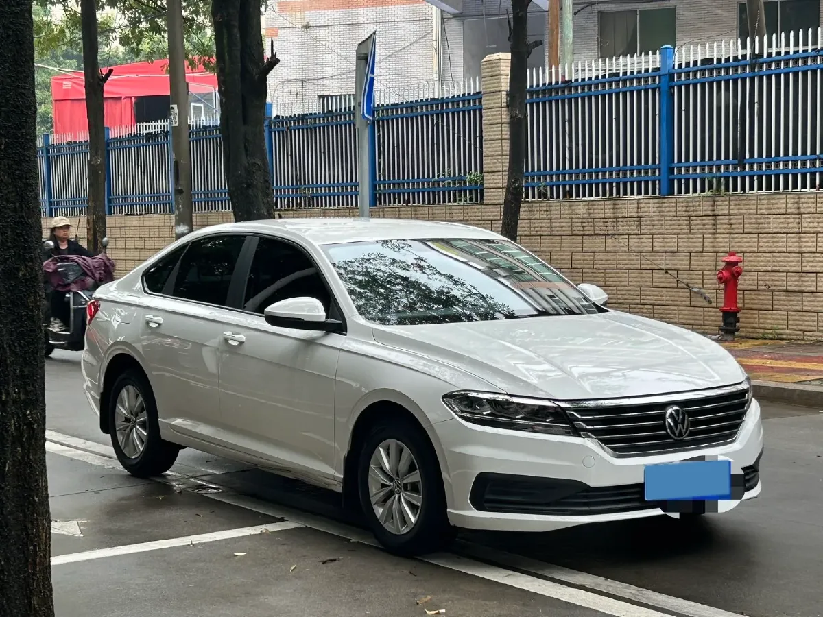 2019 Volkswagen T-Cross 1.5L 113HP L4 6AT,autocango,china used car exporter,china ev exporter,chinese used car exporter,chinese used ev exporter