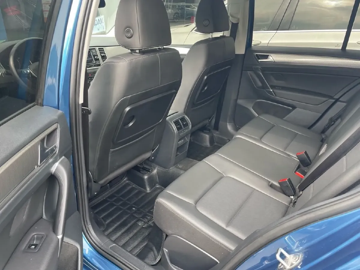 2019 Volkswagen Golf Sportsvan 1.4T 150HP L4 7DCT,autocango,china used car exporter,china ev exporter,chinese used car exporter,chinese used ev exporter