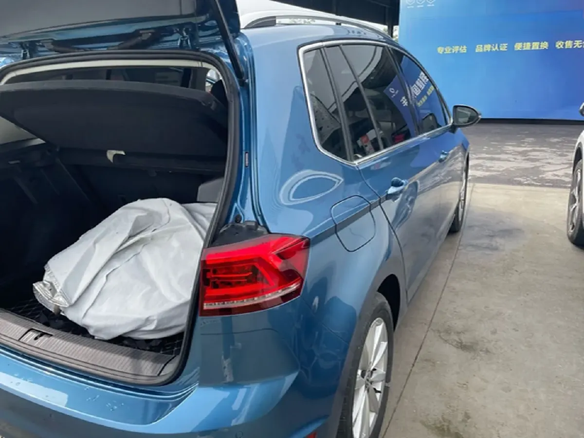 2019 Volkswagen Golf Sportsvan 1.4T 150HP L4 7DCT,autocango,china used car exporter,china ev exporter,chinese used car exporter,chinese used ev exporter