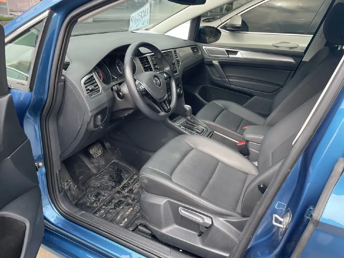 2019 Volkswagen Golf Sportsvan 1.4T 150HP L4 7DCT,autocango,china used car exporter,china ev exporter,chinese used car exporter,chinese used ev exporter