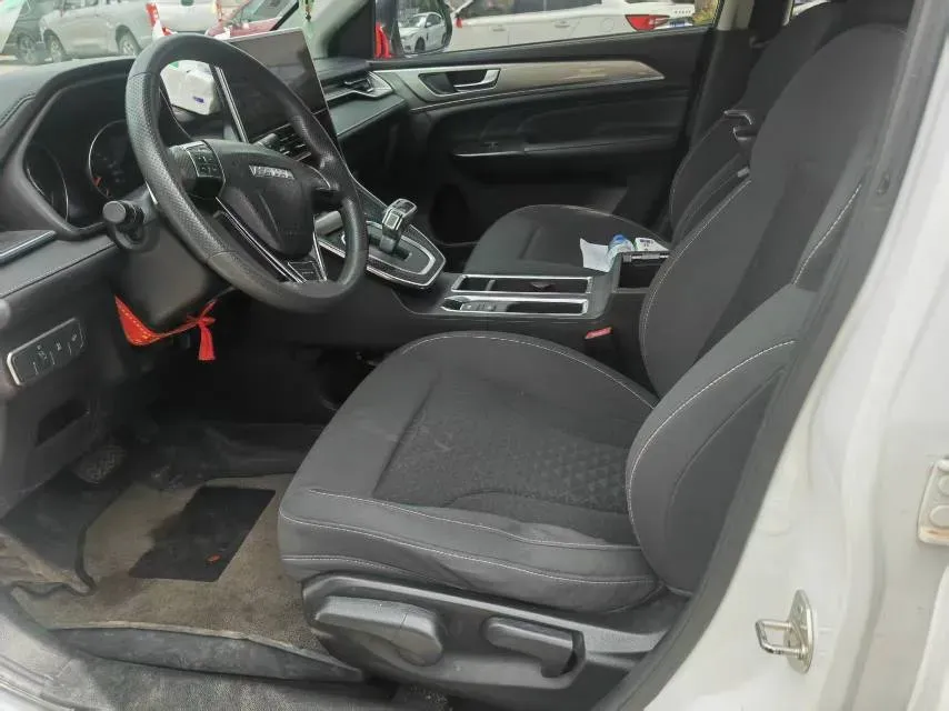 2021 Haval M6 1.5T 150HP L4 7DCT,autocango,china used car exporter,china ev exporter,chinese used car exporter,chinese used ev exporter