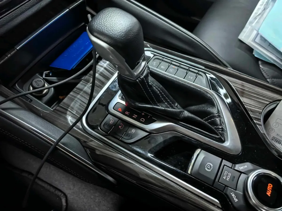 2017 MAXUS D90 2.0T 224HP L4 6AT,autocango,china used car exporter,china ev exporter,chinese used car exporter,chinese used ev exporter