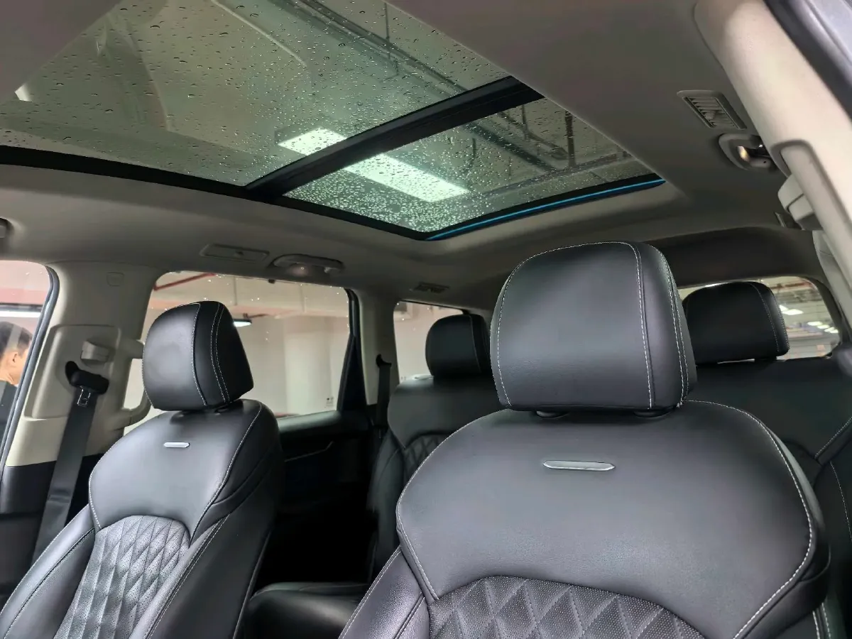 2017 MAXUS D90 2.0T 224HP L4 6AT,autocango,china used car exporter,china ev exporter,chinese used car exporter,chinese used ev exporter