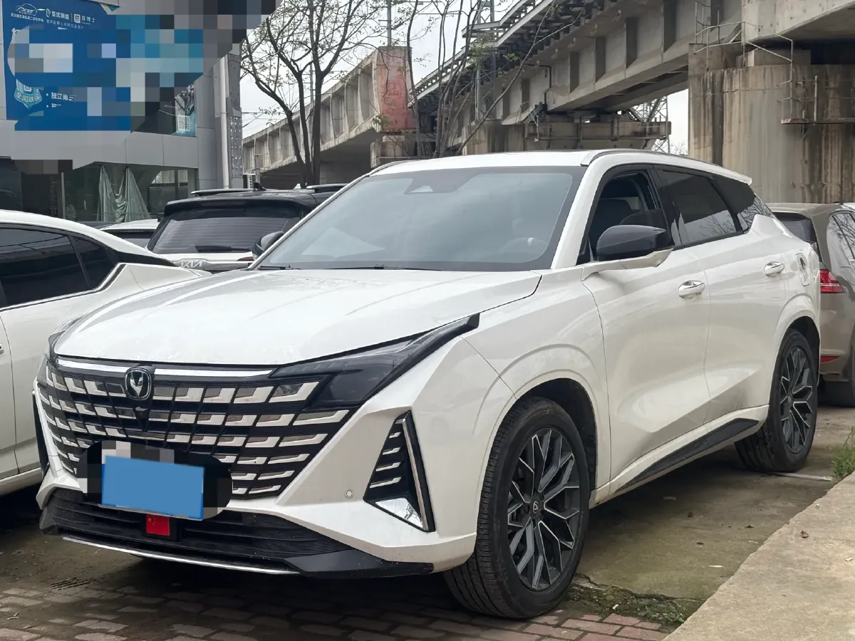 2025 ChangAn UNI-Z 1.5T 188HP L4 7DCT,autocango,china used car exporter,china ev exporter,chinese used car exporter,chinese used ev exporter