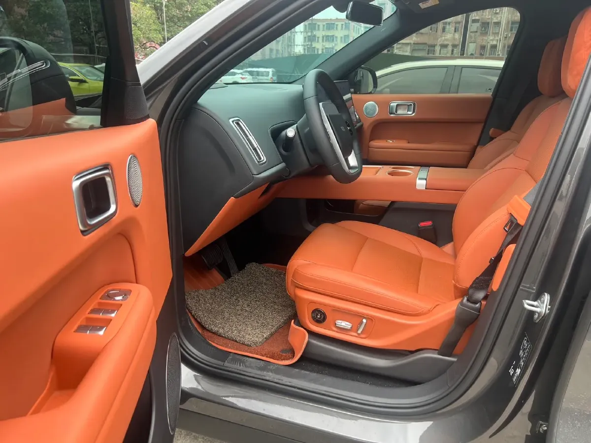 2024 Li L6 Range Extended 154HP L4 REEV 36.8KWH,autocango,china used car exporter,china ev exporter,chinese used car exporter,chinese used ev exporter