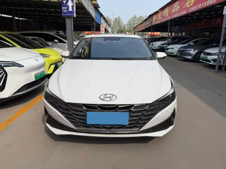 2021 Hyundai Elantra 1.5L 115HP L4 CVT,autocango,china used car exporter,china ev exporter,chinese used car exporter,chinese used ev exporter