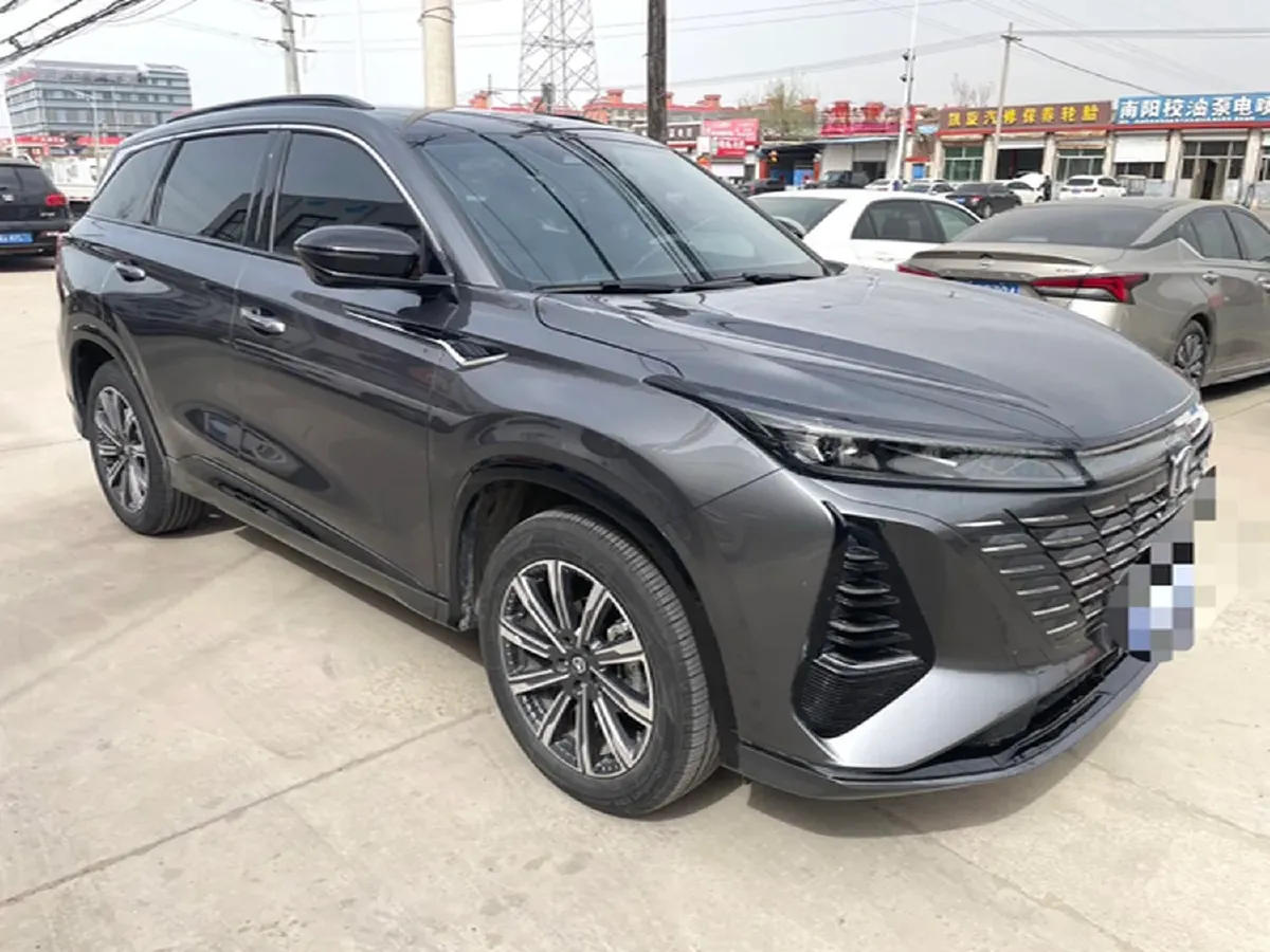 2024 ChangAn CS75 Plus 1.5T 188HP L4 8AT,autocango,china used car exporter,china ev exporter,chinese used car exporter,chinese used ev exporter