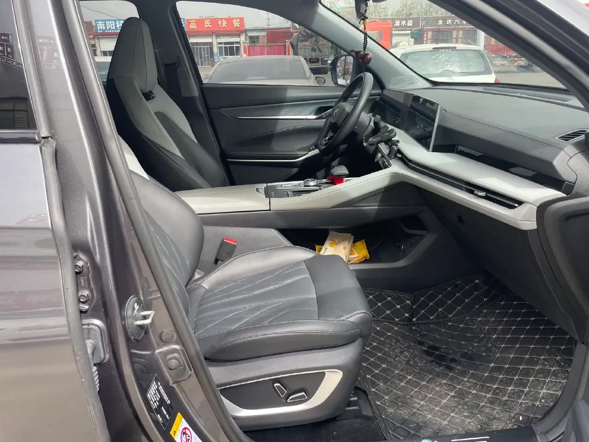 2024 ChangAn CS75 Plus 1.5T 188HP L4 8AT,autocango,china used car exporter,china ev exporter,chinese used car exporter,chinese used ev exporter